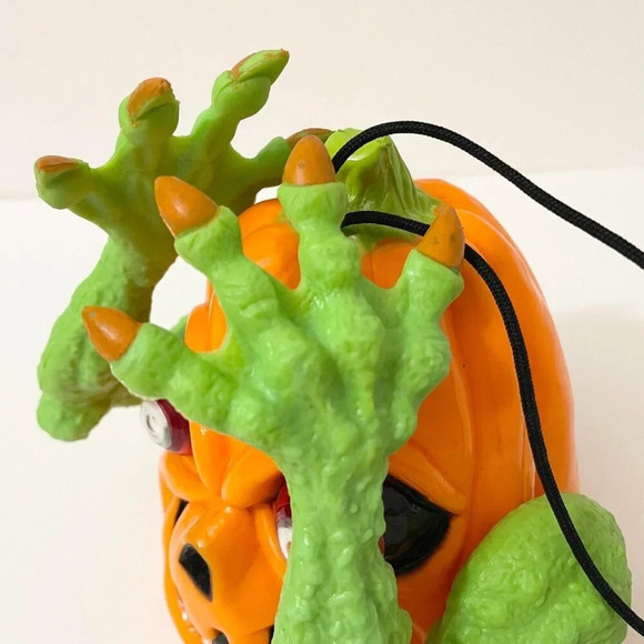 Vtg 90s Animated Shakin Mutant Pumpkin Lights Up 6 Inch Tall Halloween Decor - Picture 9 of 16